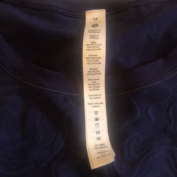 Lululemon Running T Shirt Blue size 14 - Picture 3 of 4